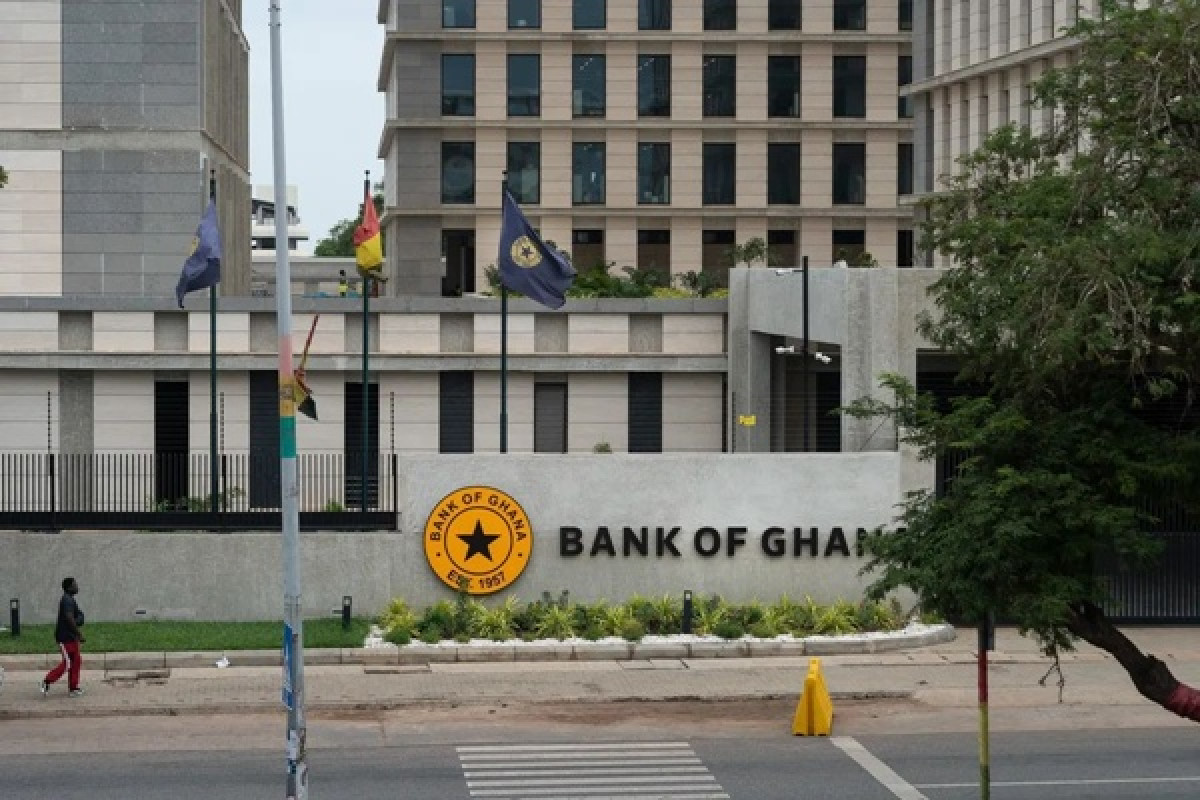 BoG Blacklists 20 Unlicensed Mobile Loan Apps