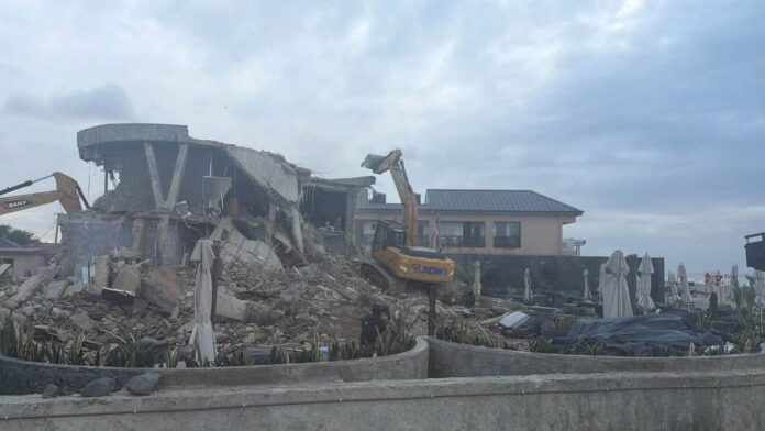 48 Engineer Regiment demolishes illegal structures at Laboma to clear flood-prone areas